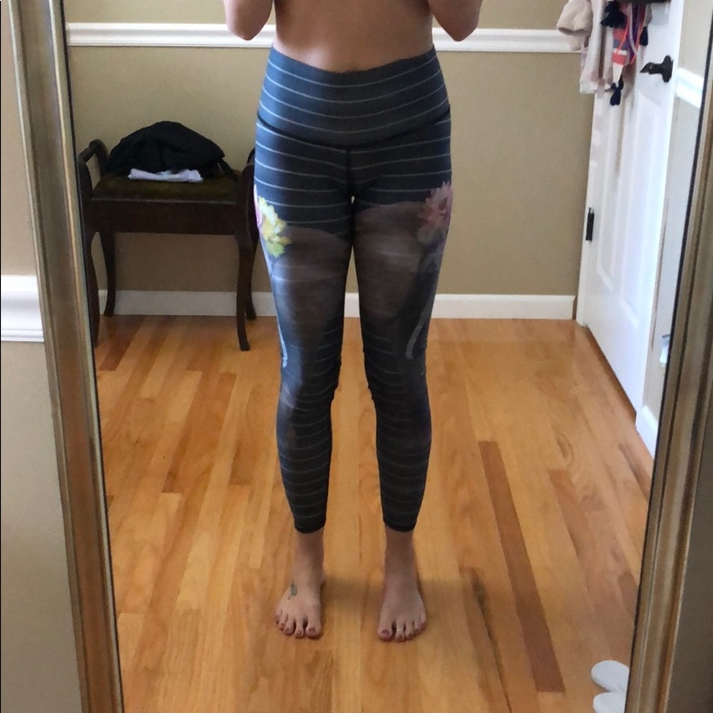 Teeki Love the Elephant Hot Pants (Leggings)